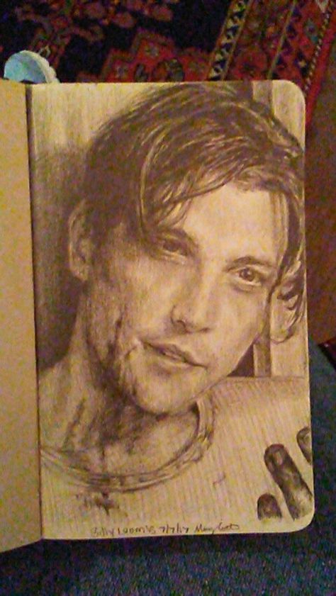 Skeet Ulrich as Billy Loomis in Scream. Billy Loomis Fan Art, Billie Scream, Billy Loomis Drawing, Scream Sketch, Billy Scream, Sketchbook Ideas Doodles, Scream Drawing, Scream Film, Screaming Drawing