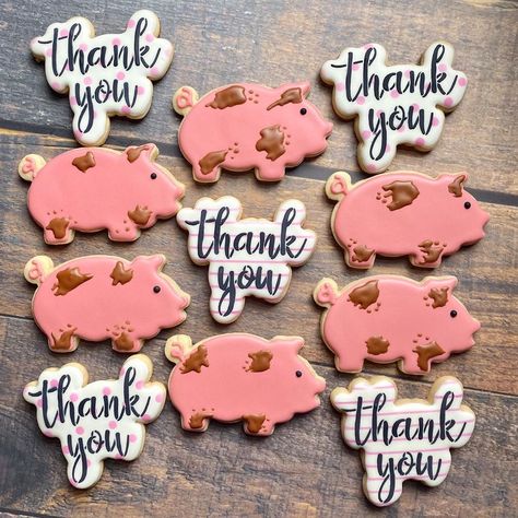 Pig Sugar Cookies, Fair Cookies, Pig Hooves, Pig Cookie, Thank You Cookies, Pig Cookies, Royal Iced Cookies, Baby Ready, Store Ideas