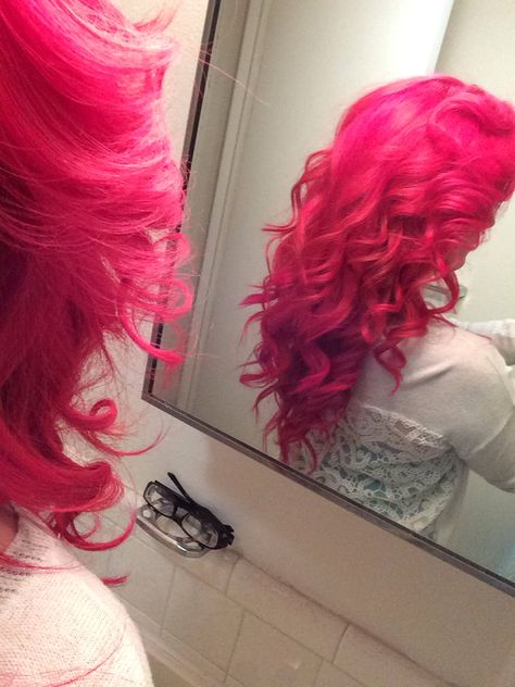 Coral Pink Hair Color, Curly Hot Pink Hair, Bright Pink Hair, Pink Pfp, Hot Pink Hair, Hair Inspiration Long, Neon Hair, Dyed Hair Inspiration, Pretty Hair Color