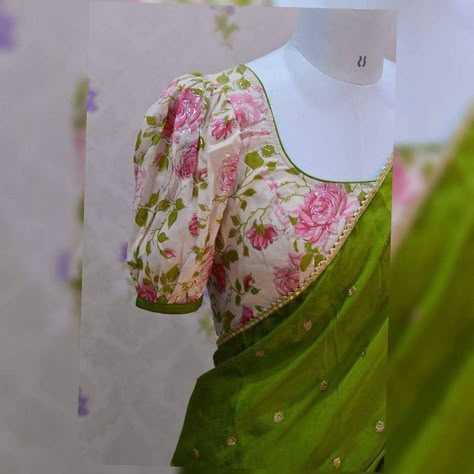 Saree Jacket Designs, Saree Jacket, Simple Kurta, Blouse Designs High Neck, Blouse Designs Catalogue, Cotton Saree Blouse Designs, Traditional Blouse Designs, Blouses Designs, New Saree Blouse Designs