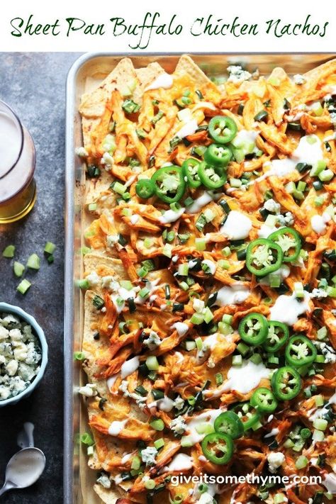 Sheet Pan Buffalo Chicken, Buffalo Chicken Nachos Recipe, Buffalo Chicken Pasta Salad, Buffalo Chicken Nachos, Nachos Recipe Easy, Buffalo Chicken Recipes, Chicken Dip Recipe, Buffalo Chicken Dip Recipe, Healthy Superbowl Snacks