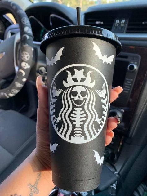 Starbucks Crafts, Witchy House, Halloween Cups, Witch's Brew, Goth Home Decor, Goth Home, Cozy Coffee, Holiday Music, Custom Tumbler Cups