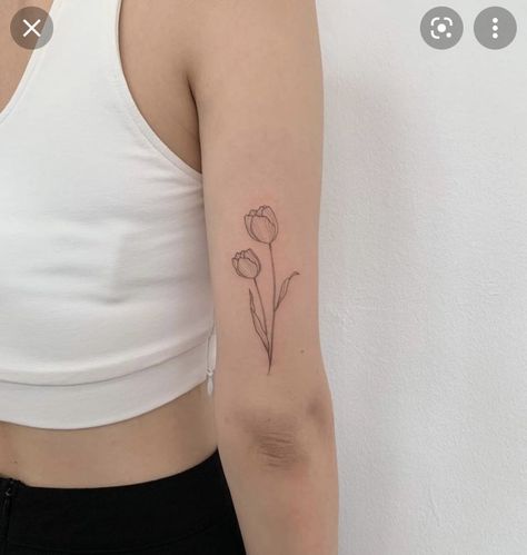 Tulip Tattoo, Cute Couple Tattoos, Special Tattoos, Writing Tattoos, Hand Tattoos For Women, Shoulder Tattoos For Women, Discreet Tattoos, Dainty Tattoos, Subtle Tattoos