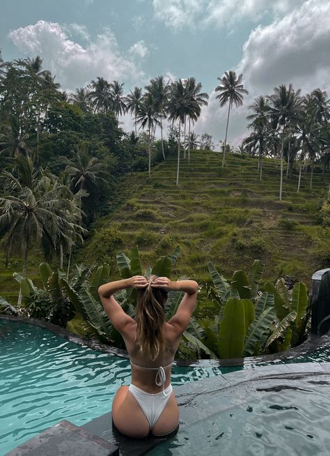 Aesthetic, bali travel, bucketlist, traveller, backpacker, ubud, indonesia, ricefields Bali Photo Ideas Instagram, Bali Story Instagram, Bali Travel Aesthetic, Ubud Aesthetic, Ubud Bali Aesthetic, Bali Vibes Aesthetic, Cretya Ubud, Bali Pics, Bali Pictures