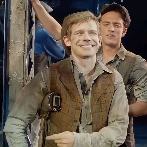 Andrew Keenan Bolger, Newsies Broadway Cast, Newsies Live, Barber Shop Haircuts, Paper Boy, Little Shop Of Horrors, Bonnie N Clyde, Newsies, Theatre Kid