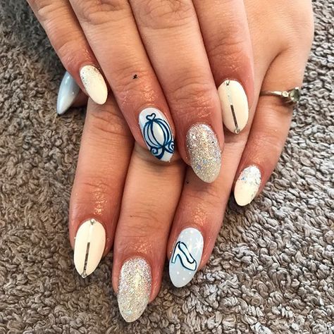 Cinderella Nail Art, Cinderella Inspired Nails, Cinderella Nails Designs, Cinderella Nails, New Years Eve Nails, Christmas Manicure, Gold Nail Polish, Pumpkin Nails, Different Nail Designs