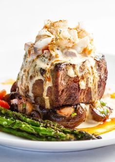 Crab Oscar Recipe, Crab Oscar, Philly Steak And Cheese, Steak Oscar, Oscar Food, Salmon Recipes Pan Seared, Steak And Cheese, Skirt Steak Recipes, Steak And Lobster