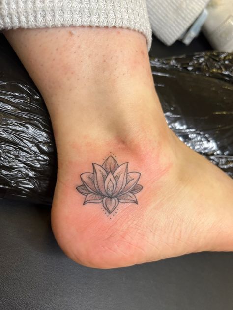 Lotus Flower Hand Tattoo, Lotus Flower Tattoo Wrist, Simple Lotus Flower Tattoo, Lotus Flower Tattoo Meaning, Small Lotus Flower Tattoo, Small Lotus Tattoo, Small Foot Tattoos, Lotus Flower Tattoo Design, Flower Tattoo Meanings