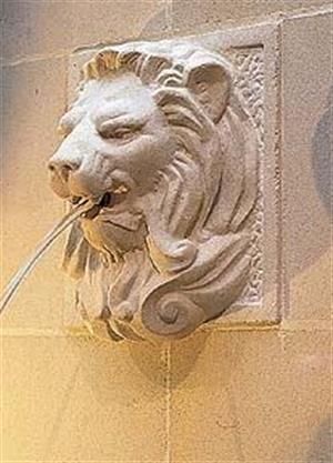 Stone Water Features, New England Garden, Outdoor Wall Fountains, Water Fountain Design, Stone Lion, Lion Mask, Pool Water Features, Fountain Design, Wall Fountain