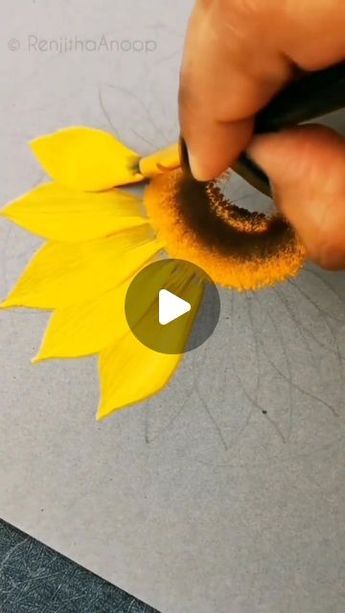 Acrylic Cactus, Sunflower Images, Sunflower Canvas, Watercolor Sunflower, Sunflower Painting, August 21, Paint And Sip, Painting Studio, Rock Painting Art