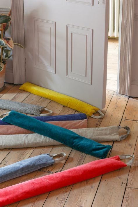 velvet draught excluder Diy Draft Excluder, Diy Door Draft Stopper Easy, Draught Excluder Ideas, Door Draft Stopper Diy, Diy Door Draft Stopper, Diy Draft Stopper, Draught Excluder Diy, Draft Stopper Diy, Window Draft Stopper