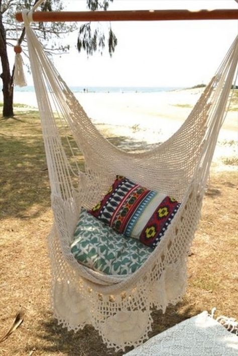 Diy Hanging Chair, Crochet Hammock, Macrame Hammock, Backyard Hammock, Diy Hammock, Outdoor Hammock, Backyard Diy Projects, Bohol, Magical Moments