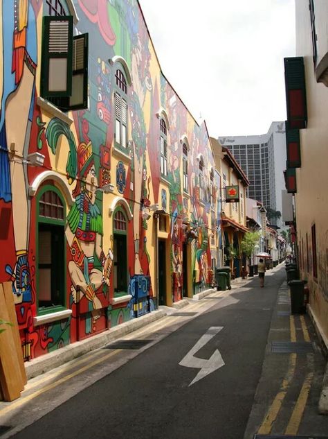 Haji Lane Singapore, Singapore Vacation, Singapore Attractions, Singapore Photography, Holiday In Singapore, Singapore Photos, Colorful Buildings, Dutch East Indies, Covet House