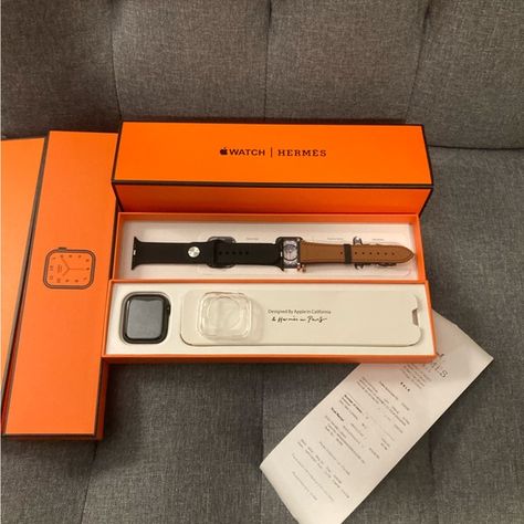 Hermes Apple Watch Single Tour Space Black Stsinless 44mm Hermes Apple Watch, Space Black, Message Me, Apple Watch, Collage, Pins, Black