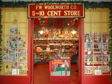 F.W. Woolworth Company, Christmas display. Ask The Dust, Gif Christmas, Christmas Centers, Nostalgic Christmas, 1950s Christmas, Christmas Memories, Christmas Town, Deja Vu, Jim Morrison