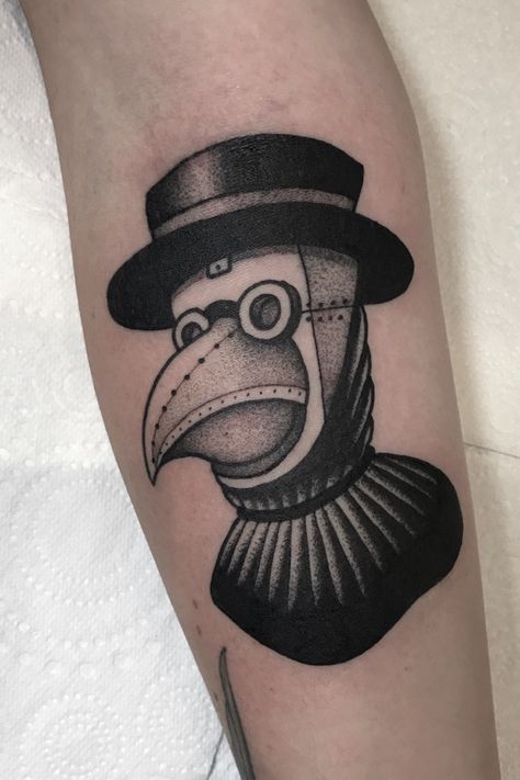 Plague Doctor Tattoo, Doctor Plague, Tattoo Zone, Doctor Tattoo, Traditional Black Tattoo, Black Plague, Goth Tattoo, Plague Doctor Mask, Small Forearm Tattoos