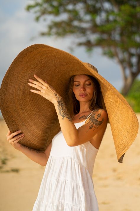 Big Hat Outfit, Hat Photoshoot, Chocolate Handmade, Floppy Straw Hat, Large Brim Hat, Oversized Hat, Floppy Beach Hat, Chic Summer Style, Boho Hat