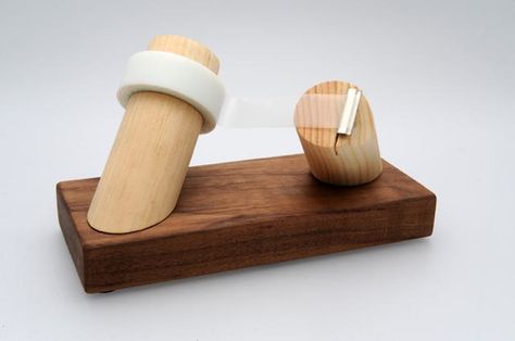 200905083M1 Tape Dispenser, Cool Woodworking Projects, Contest Design, Wood Turning, Wood Design, Woodworking Plans, Industrial Design, Wooden Toys, Wood Diy