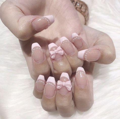 Balletcore Nails, Cute Pink Nails, Her Nails, Blush Nails, French Acrylic Nails, Pretty Nail Designs, Pretty Gel Nails, Really Cute Nails, Pearl Nails