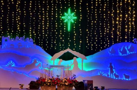 Christian Christmas Parade Float Ideas, Christmas Play Decorations Stage Design, Christmas Concert Stage Design, School Christmas Program Stage Decorations, Worship Center Christmas Decor, Shine Jesus Shine, Christmas Stage Decorations, Christmas Stage Design, Simple Stage Decorations