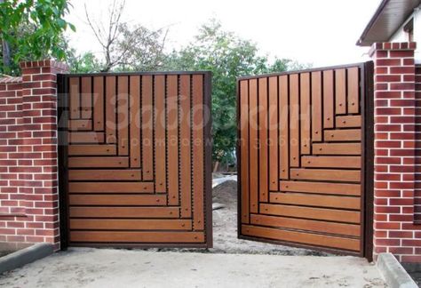 Modern Front Gate Design, Pagar Modern, House Front Gate, Wooden Gate Designs, Gate Design Ideas, Home Gate Design, Gate Wall Design, Gate Designs Modern, Wooden Gate