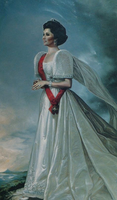 Ralph Wolfe Cowan portrait of Imelda Marcos - (52" x 90") oil on canvas. Imelda Marcos Fashion, Filipina Traditional Dress, Imelda Marcos Filipiniana, Filipiniana Outfit, Filipiniana Fashion, Rococo Paintings, Marcos Family, Rococo Painting, Philippine Fashion