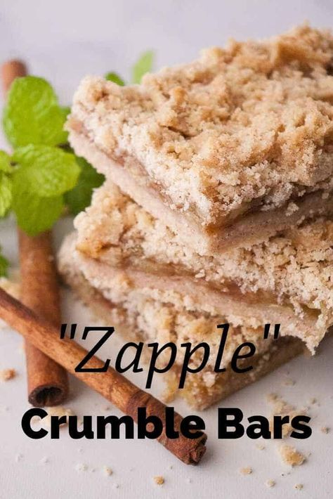 Apple Crumble Bars, Zucchini Desserts, Zucchini Bars, Zucchini Recipes Dessert, Fancy Desserts Recipes, Chocolate Zucchini Bread, Zucchini Recipe, Dessert Simple, Crumble Bars