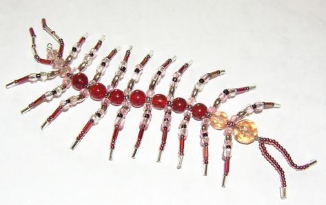 Beaded Centipede Beaded Insects Tutorials, Wire Centipede, Centipede Jewelry, Centipede Costume, Centipede Bracelet, Beaded Crab, Bead Bugs, Beaded Insects, Beaded Bugs