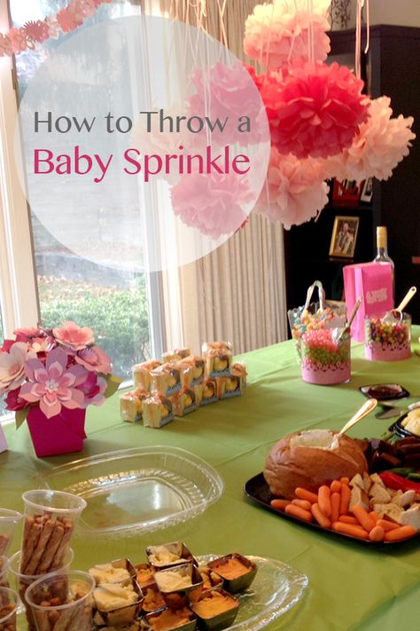 How to host a baby sprinkle | Tips for hosting a baby shower for second, third, or fourth babies | Gift and celebration ideas for moms expecting baby no. 2, no. 3, no. 4... Baby Shower Food Easy, Surprise Ideas, Baby Shower Snacks, Baby Number 2, Sprinkle Shower, Sprinkle Party, Sprinkle Baby Shower, Simple Baby Shower