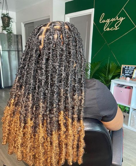 Butterfly Locks, Relaxed Clothing, African Braids Hairstyles Pictures, Braiding Hair Colors, 19 Birthday, Vacation Hair, Weave Hairstyles Braided, Cornrow Braids, Soft Locs