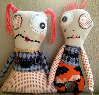 Zombie Crafts, Vintage Rag Doll, Doll Softie, Doll Making Patterns, Zombie Dolls, Halloween Sewing, Doll Patterns Free, Homemade Dolls, Ugly Dolls