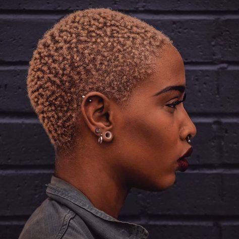 Buzz cut African American Short Natural Haircuts, Twa Hairstyles, Natural Hair Short Cuts, Pelo Afro, Big Chop, Short Natural Hair Styles, Buzz Cut, Shaved Hair, Short Curly Hair