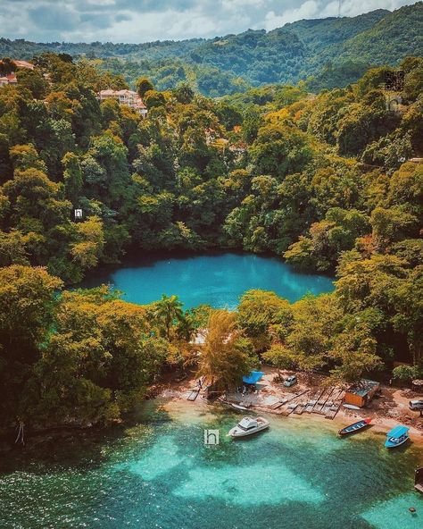 These 25 beautiful pictures of Portland, Jamaica will make you wish this was your new vacation spot. Blue Lagoon Jamaica, Trip Packing List, Must Have Travel Accessories, Visit Jamaica, Jamaica Resorts, Best Travel Backpack, Trip Packing, Jamaican Culture, Jamaica Travel