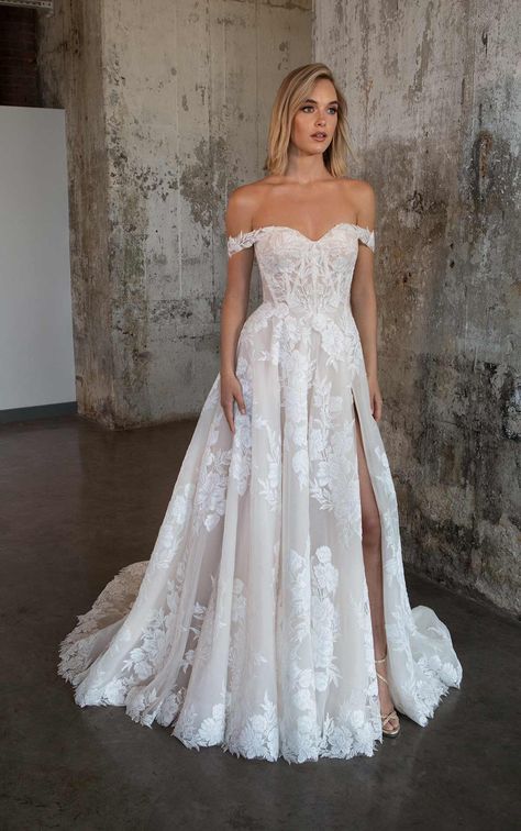 High Skirt, Fairy Tail Wedding, Tule Rok, Off Shoulder Wedding Dress, Wedding Dress Flowy, Aline Wedding Dress, Pretty Wedding Dresses, Justin Alexander, Wedding Dresses Corset