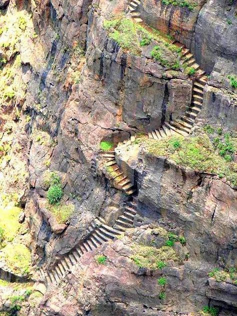 Stairways To Heaven, Easy Jet, India Travel Places, Dangerous Roads, Western Ghats, Travel India, Indian Architecture, Stairway To Heaven, Bhutan