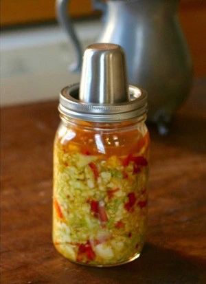 Chow Chow Relish, Chow Chow Recipe, Homemade Sauerkraut, Jar Recipes, Canning Food Preservation, Fermentation Recipes, Sweet Peppers, Mason Jar Salad, Mason Jar Meals