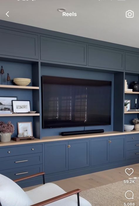 Color In Interior Design, Built In Tv Wall Unit, Built In Wall Units, Gray Room, Built In Entertainment Center, Built In Shelves Living Room, Living Room Built Ins, Home Cinema Room, Living Room Entertainment Center