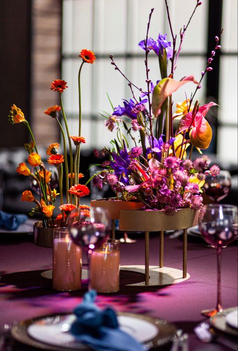 Colorful Floral Centerpieces, Shopping Mall Design, Wedding Floral Arrangements, Sunset Party, Colourful Wedding, Mall Design, Table Setting Decor, Floral Arrangements Wedding, Gala Dinner