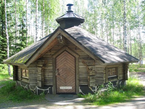 Arctic Cabins, Indoor Spa, Bushcraft Camping, Timber Frame Homes, Camping Survival, Yurt, Timber Frame, Club House, Tree House