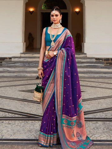 Paithani Silk Saree, Latest Indian Saree, Paithani Saree, Paithani Sarees, Purple Saree, Orchid Purple, Silk Saree Blouse, Saree Trends, Trendy Sarees