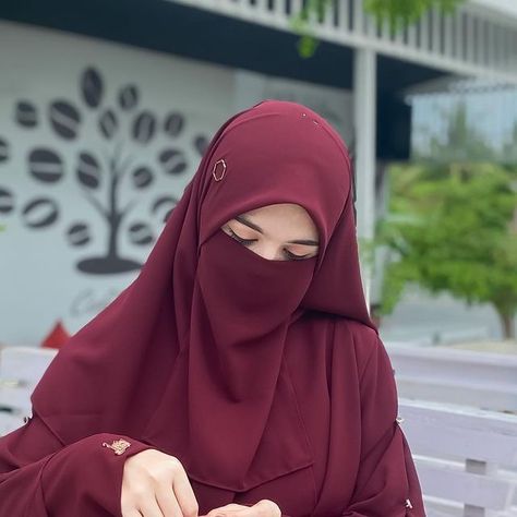 Hijab Girls Dp, Girl With Hijab, Hijab Queen, Please Respond, Muslimah Photography, Moslem Fashion, Masha Allah, Girly Dp, Instagram Queen