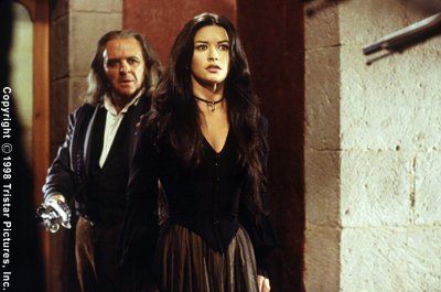 Don Diego and Elena Mask Of Zorro, The Legend Of Zorro, The Mask Of Zorro, Zeta Jones, The Lone Ranger, Anthony Hopkins, 90s Fashion Outfits, Catherine Zeta Jones, The Mask