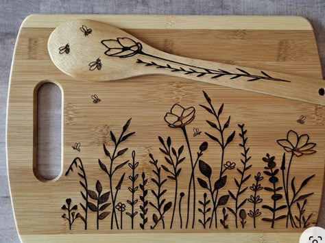 Lazer Burning Design On Wood, Wood Burning Art For Beginners Pyrography Patterns, Boho Wood Burning Ideas, Wood Burn Patterns, Wood Burning Spoon, Wood Burning Designs For Beginners, Wood Burning Craft Ideas, Wood Burning Spoons Ideas, Engraved Wood Signs Diy