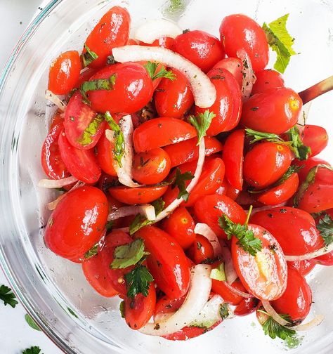 Balsamic Salad Recipes, Basil Ideas, Tomato Balsamic, Ww Salads, Balsamic Pasta, Balsamic Salad, Salad With Balsamic Dressing, Tomato Salad Recipes, Paleo Salads