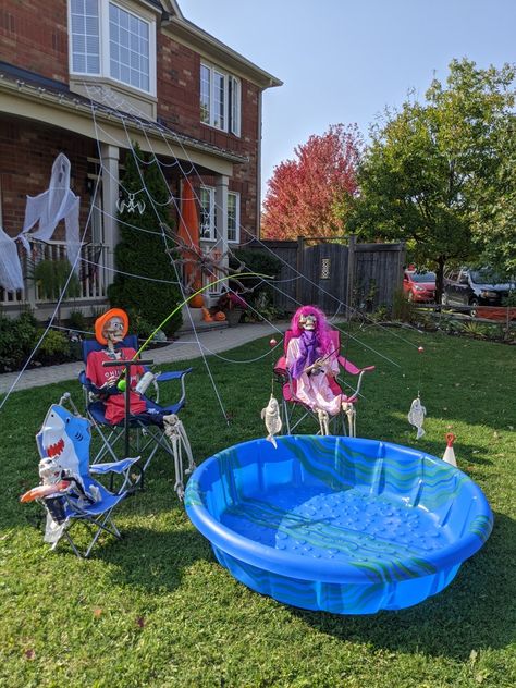 Fishing Skeleton Decoration, Camper Halloween, Fake Skeleton, Haunted Trail Ideas, Trail Ideas, Haunted Trail, Halloween Decorations Ideas, Skeleton Couple, Cute Skeleton