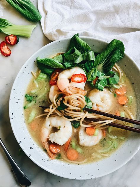 Prawn Miso Noodle Soup for One Soup For One, Sweet And Sour Prawns, Miso Noodle Soup, Prawn Soup, One Pot Wonder, Miso Soup Recipe, Recipe For One, Shrimp Soup, Shrimp And Broccoli