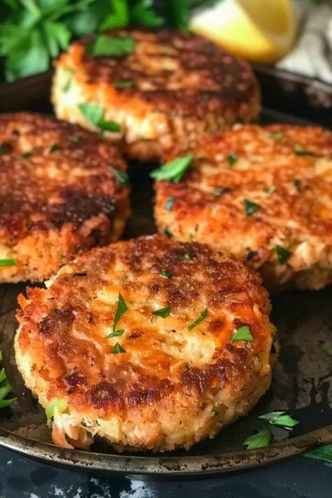 Canned Salmon Patties (Best Ever) - Recipecs Easy Canned Salmon Patties, Salmon Pattie’s, Salmon Patties Recipe Canned, Salmon Cakes With Canned Salmon, Health Benefits Of Salmon, Keto Salmon Patties, Benefits Of Salmon, Easy Salmon Patties, Canned Salmon Patties