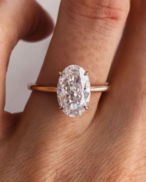 Zen Moissanite on Instagram: “11x7mm (2.9ct equivalent) crushed ice oval Caroline ring in 14k yellow gold, size 7.5. ✨ . Leave a comment and enter your chance to WIN a…” Solitaire Halo Engagement Ring, Pear Moissanite Engagement Ring, Rose Gold Moissanite Ring, Diamond Cluster Engagement Ring, Moissanite Engagement Ring Solitaire, Wedding Rings Solitaire, Oval Moissanite, Moissanite Diamond Rings, Sterling Silver Engagement Rings