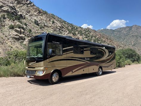 2013 Fleetwood Bounder 35K, Class A - Gas RV For Sale By Owner in Parker, Colorado | RVT.com - 499532 Fleetwood Bounder, Parker Colorado, Basement Storage, Large Shower, For Sale By Owner, Large Bathrooms, Rv For Sale, Rvs For Sale, Weekend Getaways