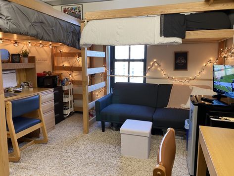 Dorm Layout, Dorm Room Checklist, Dorm Room Layouts, College Dorm Room Inspiration, Freshman Dorm, Dorm Room Styles, College Dorm Room Decor, Iowa State University, Cute Dorm Rooms